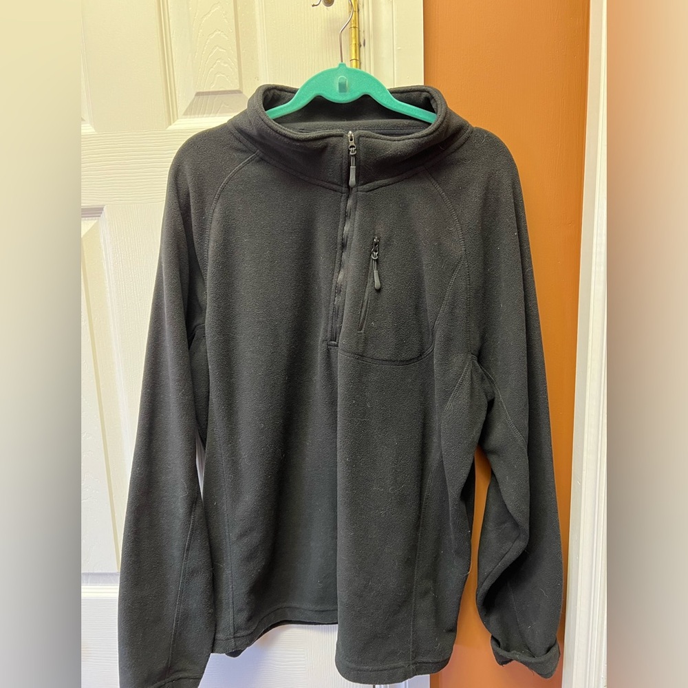 Oak & Rush Men’s Fleece Half Zip Pullover. Size XL. Good Condition